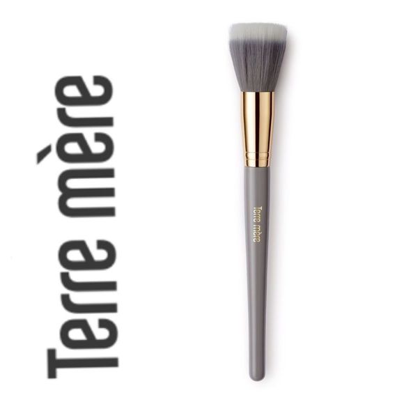 Terree Mere brush - Picture 1 of 2